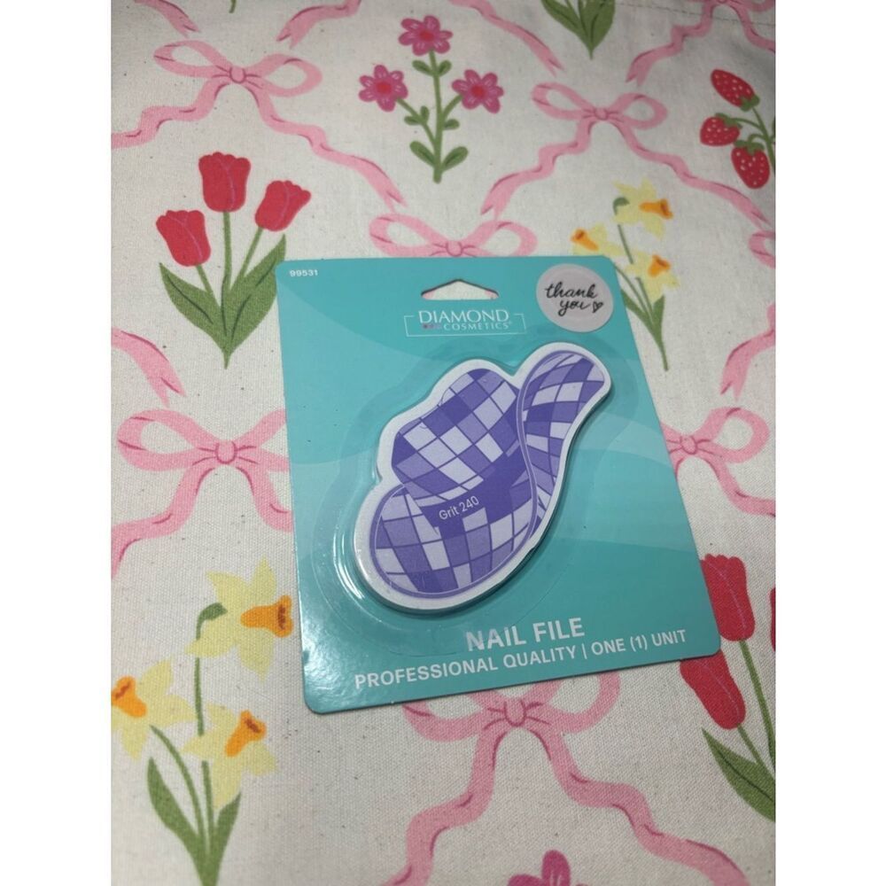 New Diamond Cosmetics Purple Check Cowboy Hat Nail File